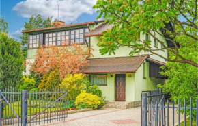 Nice Home In Szczedrzyk With Sauna, Szczedrzyk